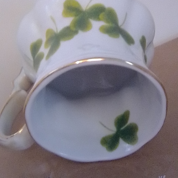 Porcelain cup and trinket box - Picture 8 of 14